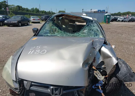 2004 Honda Accord 2.4 Ex z USA, uszkodzony, nr VIN 1HGCM56694A153312